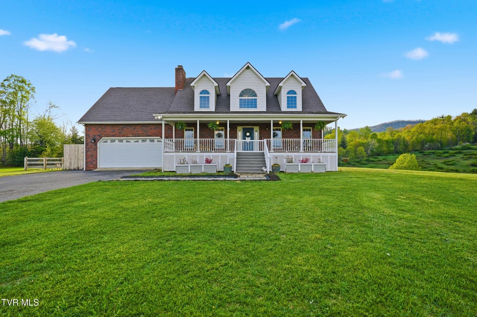 Photo #4: 228 Sunrise Lane