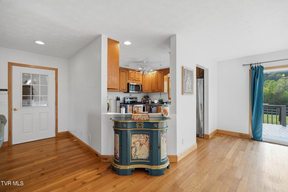 Photo #10: 228 Sunrise Lane