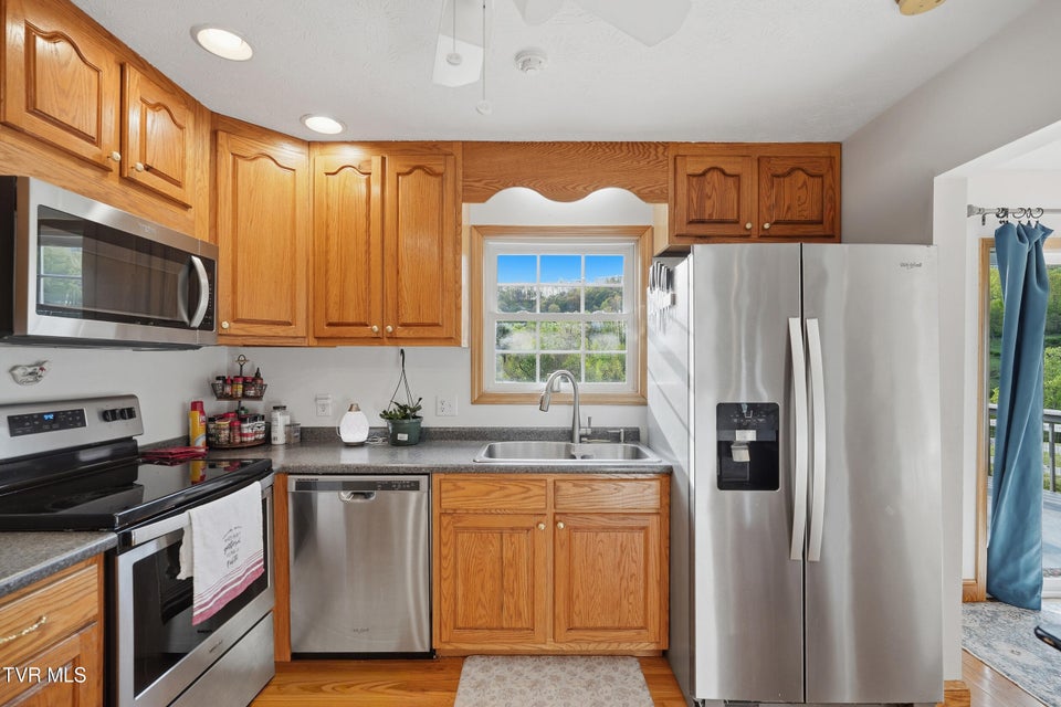 Photo #12: 228 Sunrise Lane