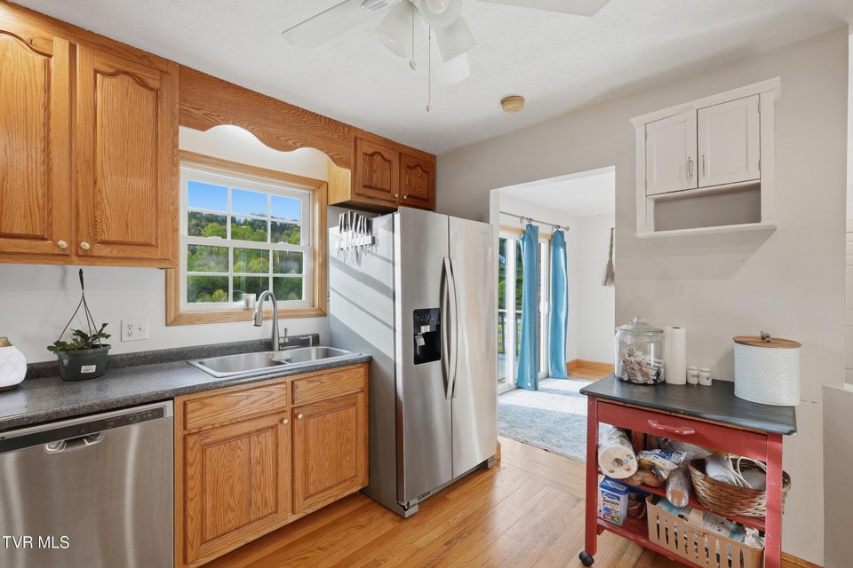 Photo #13: 228 Sunrise Lane