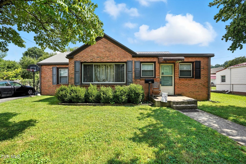 Photo #2: 1410 Burgie Street