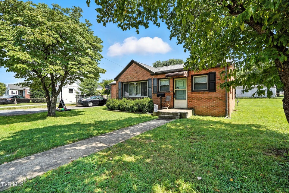 Photo #3: 1410 Burgie Street