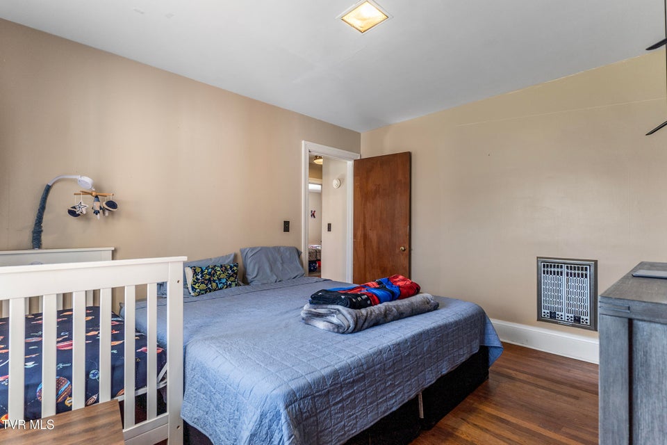 Photo #14: 1410 Burgie Street