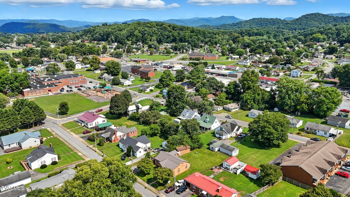 Photo #27: 1410 Burgie Street