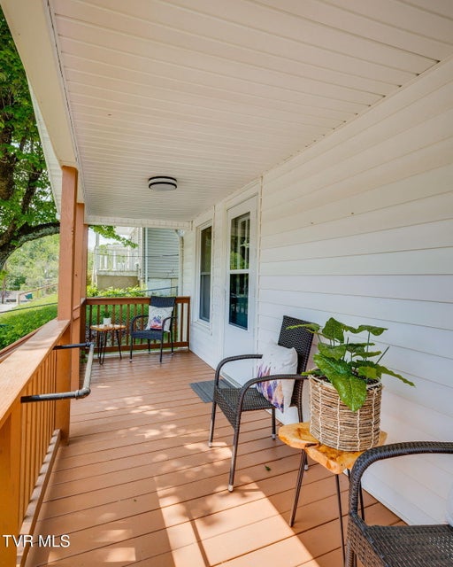 Photo #4: 119 Esther Street