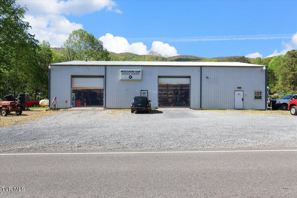 Photo #2: 4413 Bristol Highway