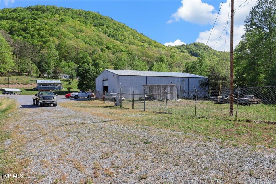 Photo #22: 4413 Bristol Highway