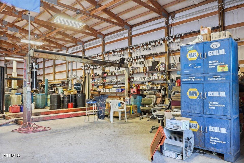 Photo #16: 4413 Bristol Highway