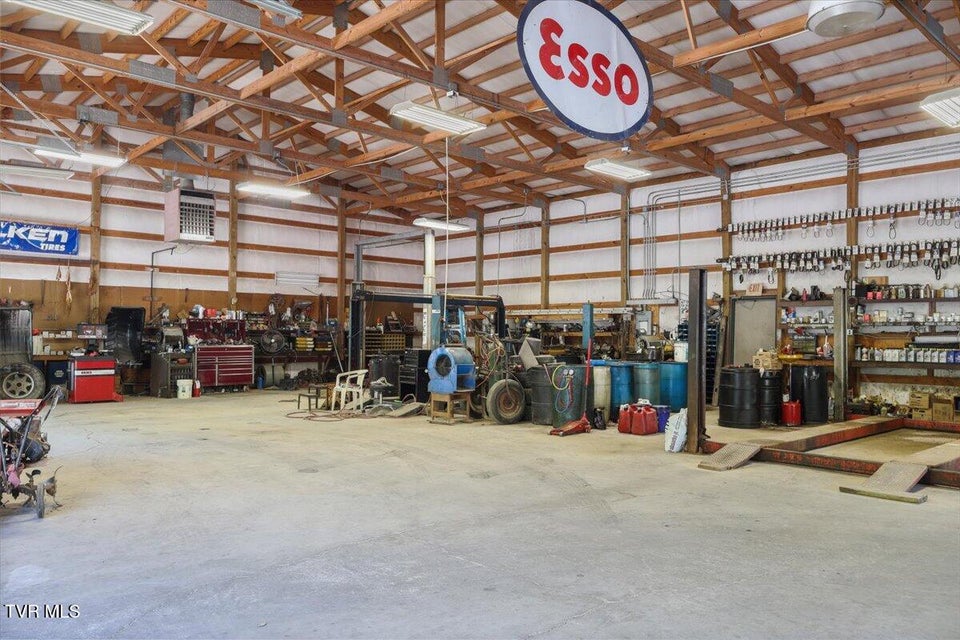 Photo #5: 4413 Bristol Highway