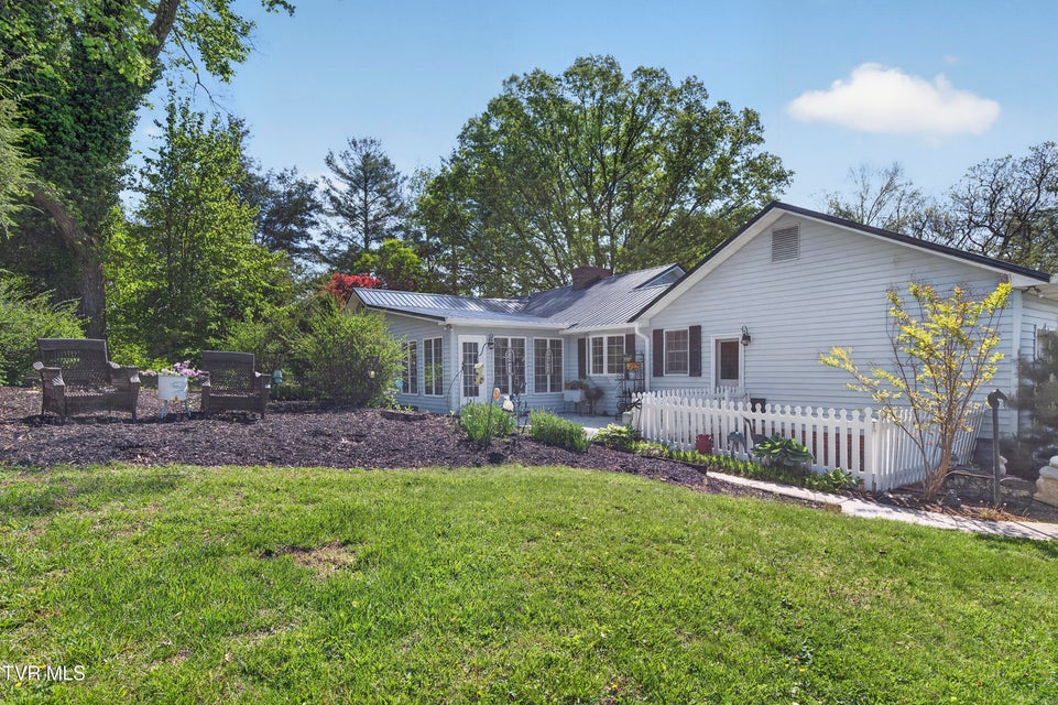 Photo #7: 15305 Foxchase Lane