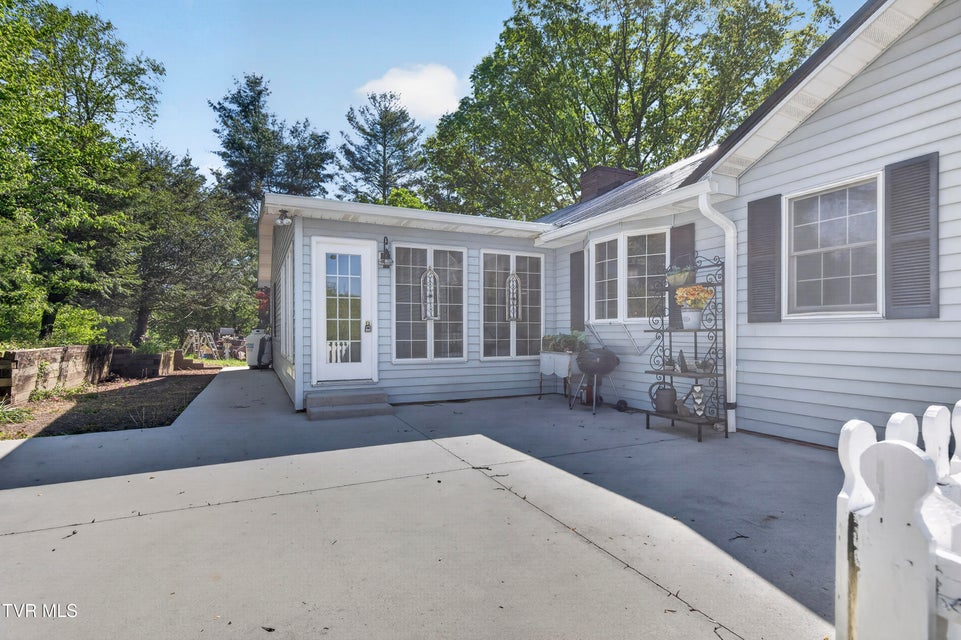 Photo #8: 15305 Foxchase Lane