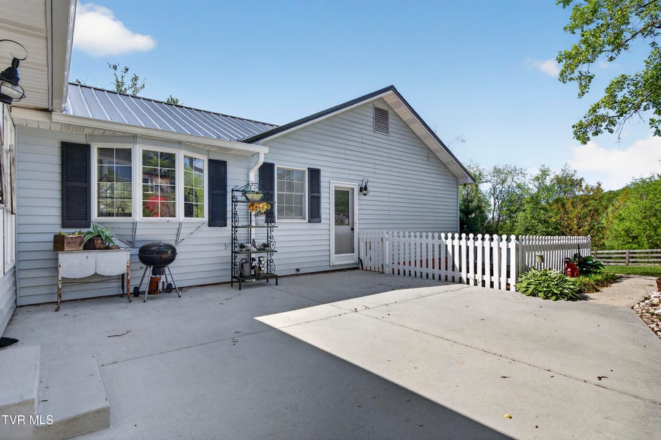 Photo #9: 15305 Foxchase Lane