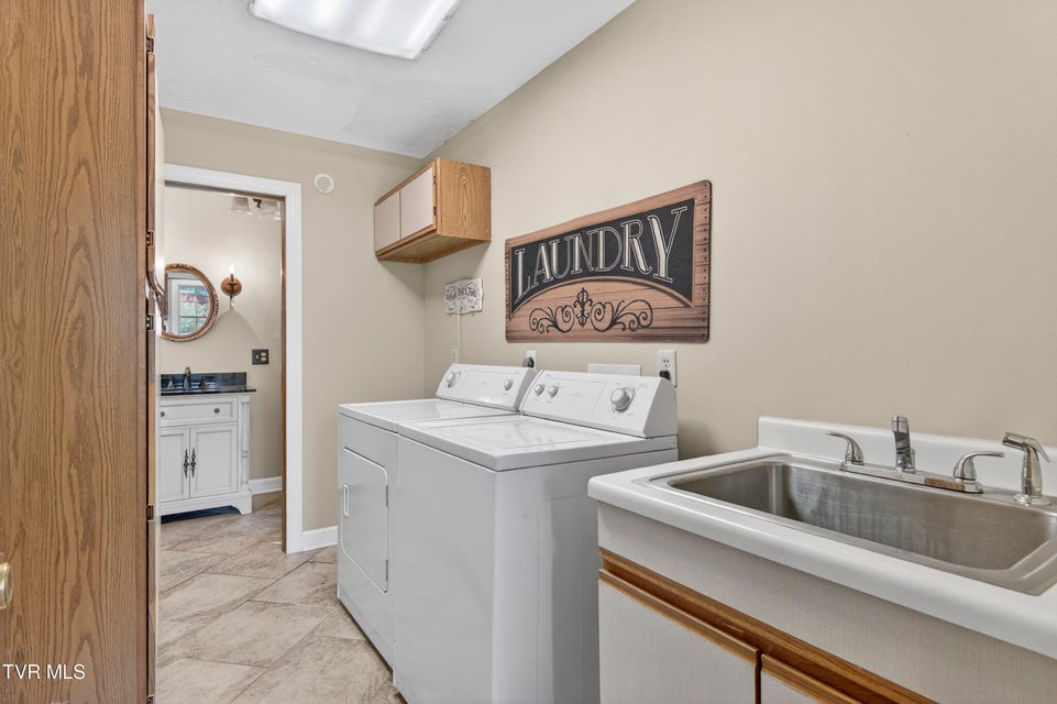 Photo #24: 15305 Foxchase Lane