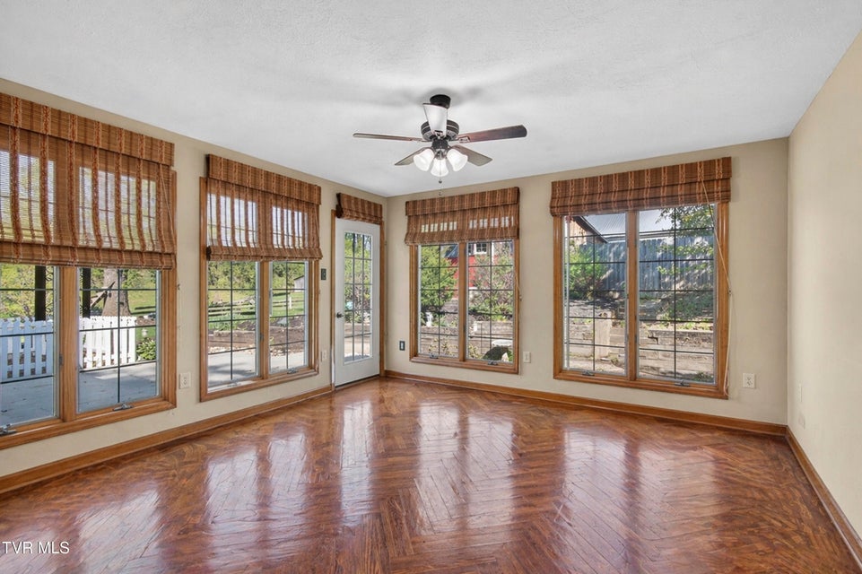 Photo #26: 15305 Foxchase Lane