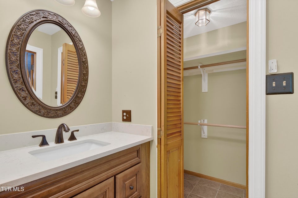 Photo #28: 15305 Foxchase Lane