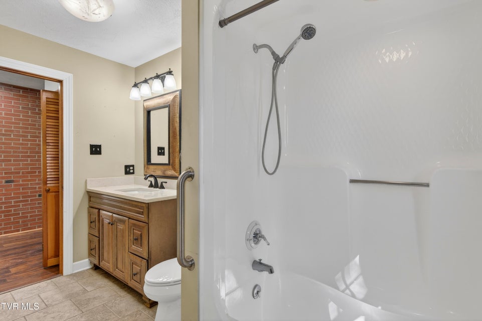 Photo #34: 15305 Foxchase Lane