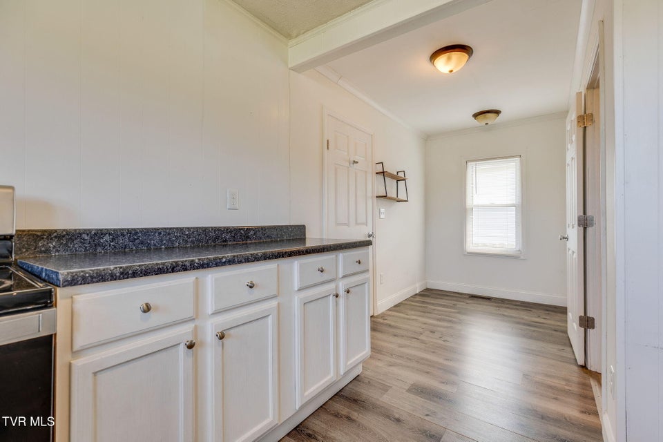 Photo #11: 2005 Bay Street