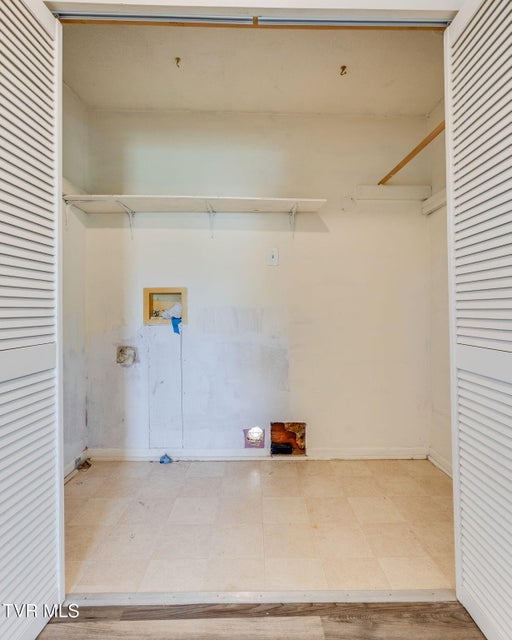 Photo #20: 2005 Bay Street