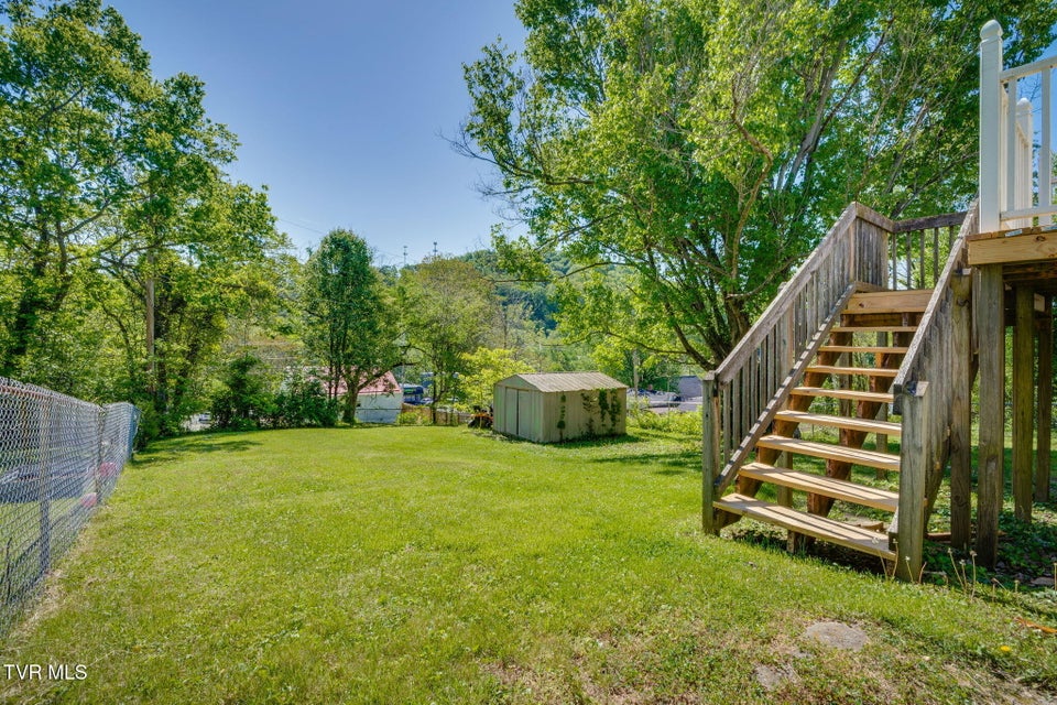 Photo #21: 2629 Birdwell Street