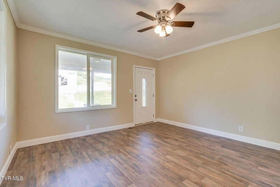 Photo #6: 2629 Birdwell Street