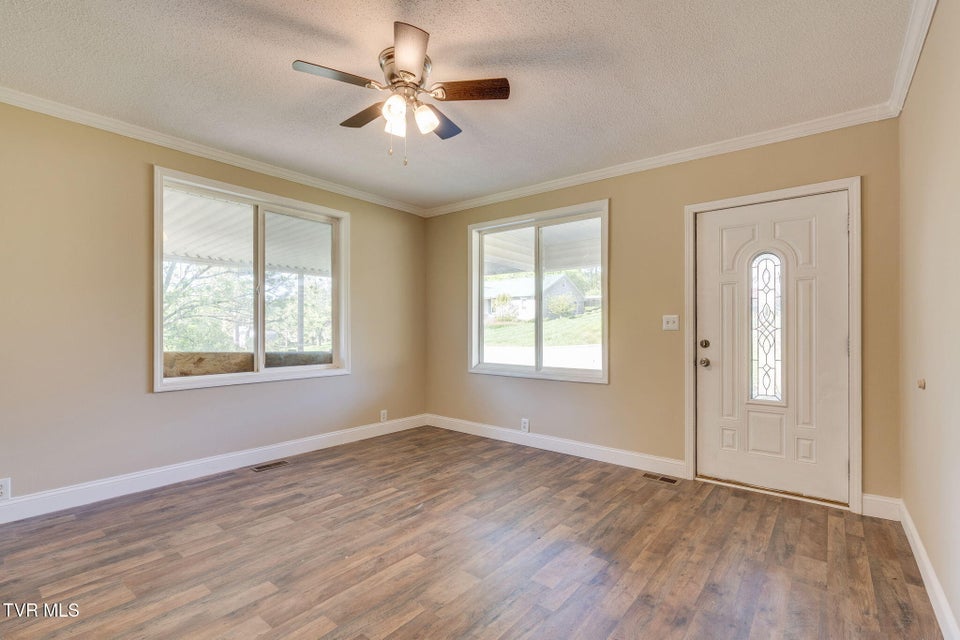 Photo #5: 2629 Birdwell Street