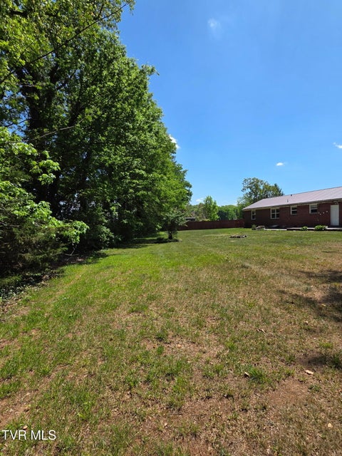 Photo #15: 408 Circle Heights Drive