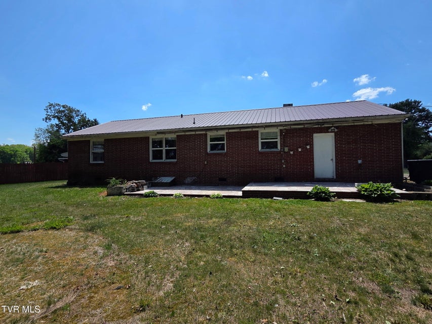 Photo #10: 408 Circle Heights Drive