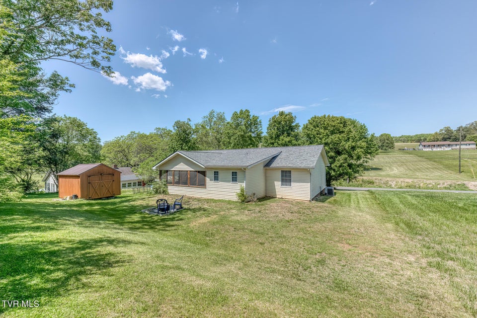 Photo #25: 706 Old Stage Road