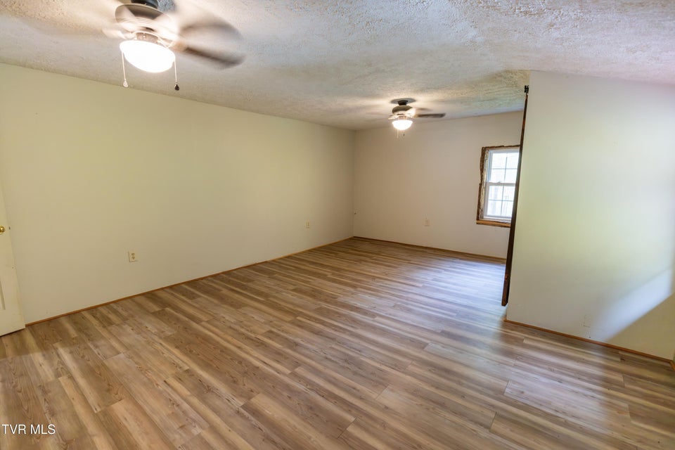 Photo #29: 1128 Deer Meadow Road 