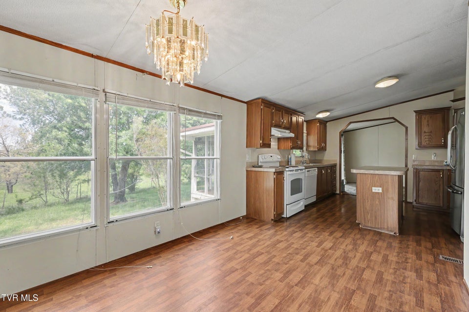 Photo #28: 3810 Allens Bridge Road