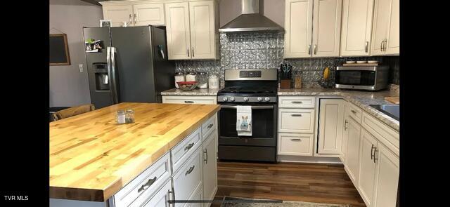 Photo #17: 179 Cloverleaf Drive