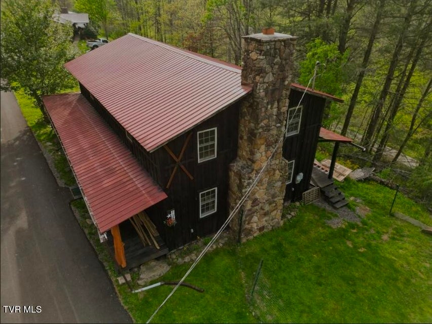 Photo #2: 1128 Deer Meadow Road 