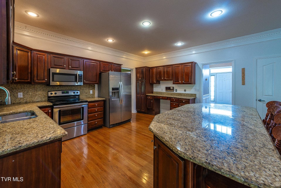 Photo #10: 1009 Bard Lane