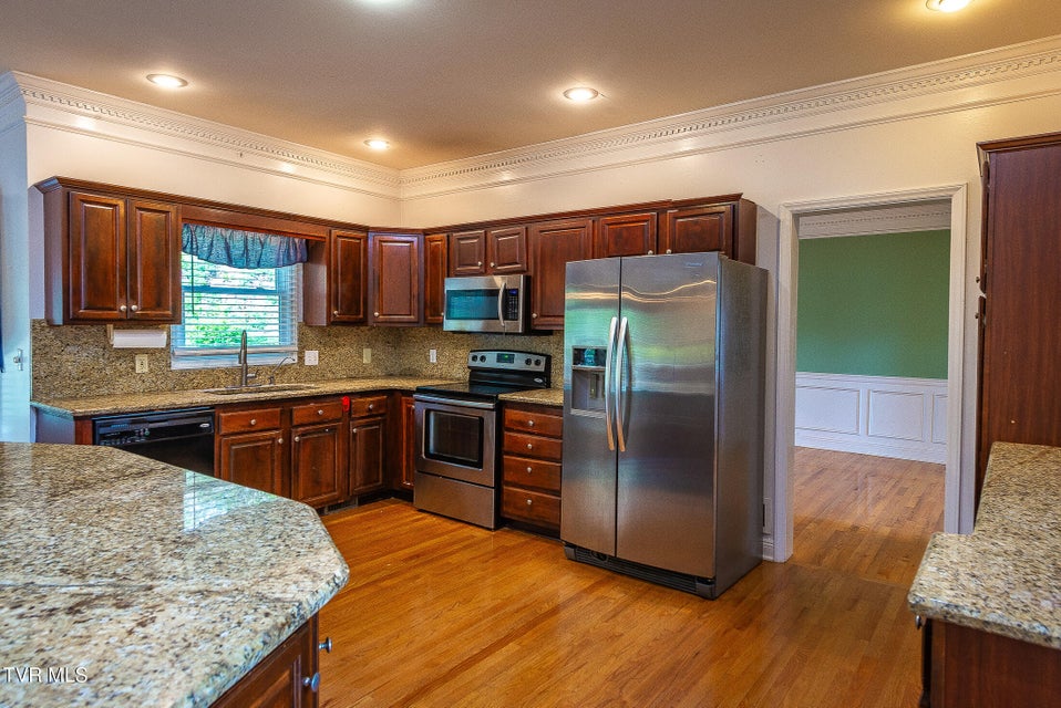 Photo #12: 1009 Bard Lane