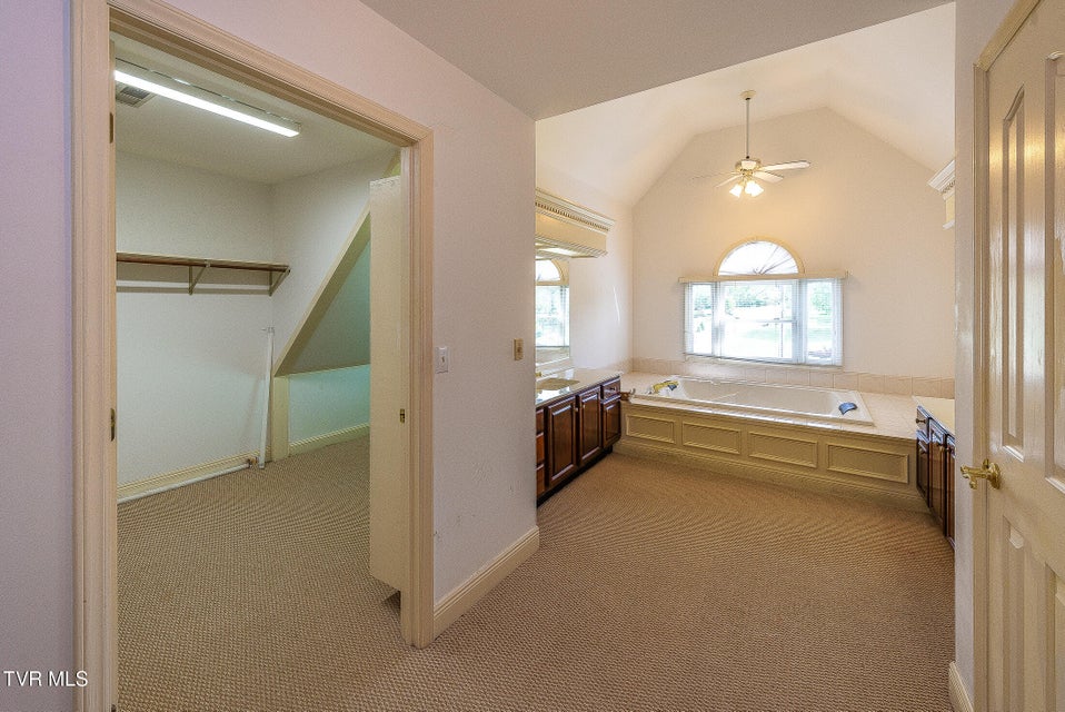 Photo #32: 1009 Bard Lane