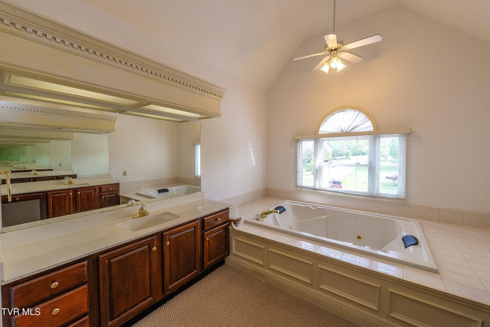 Photo #36: 1009 Bard Lane