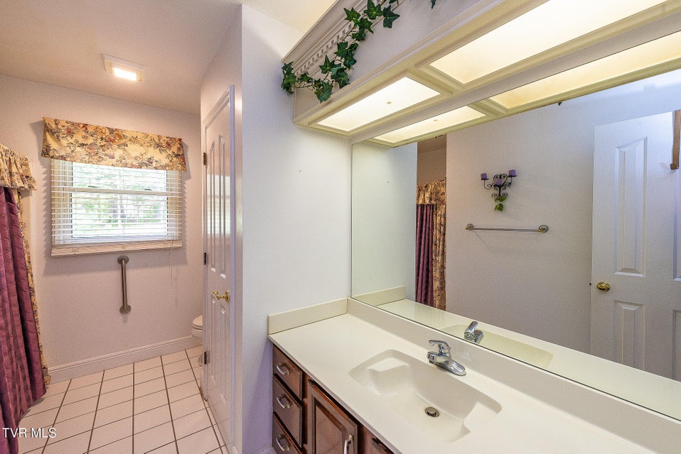 Photo #45: 1009 Bard Lane