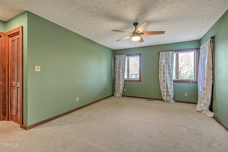 Photo #27: 1151 Panorama Drive