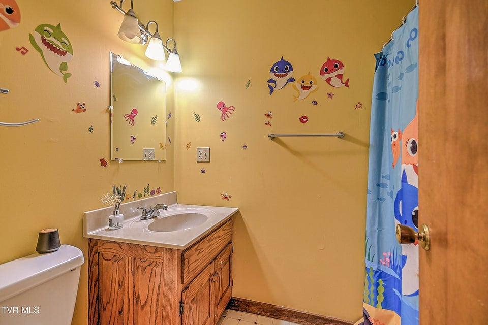 Photo #37: 1151 Panorama Drive