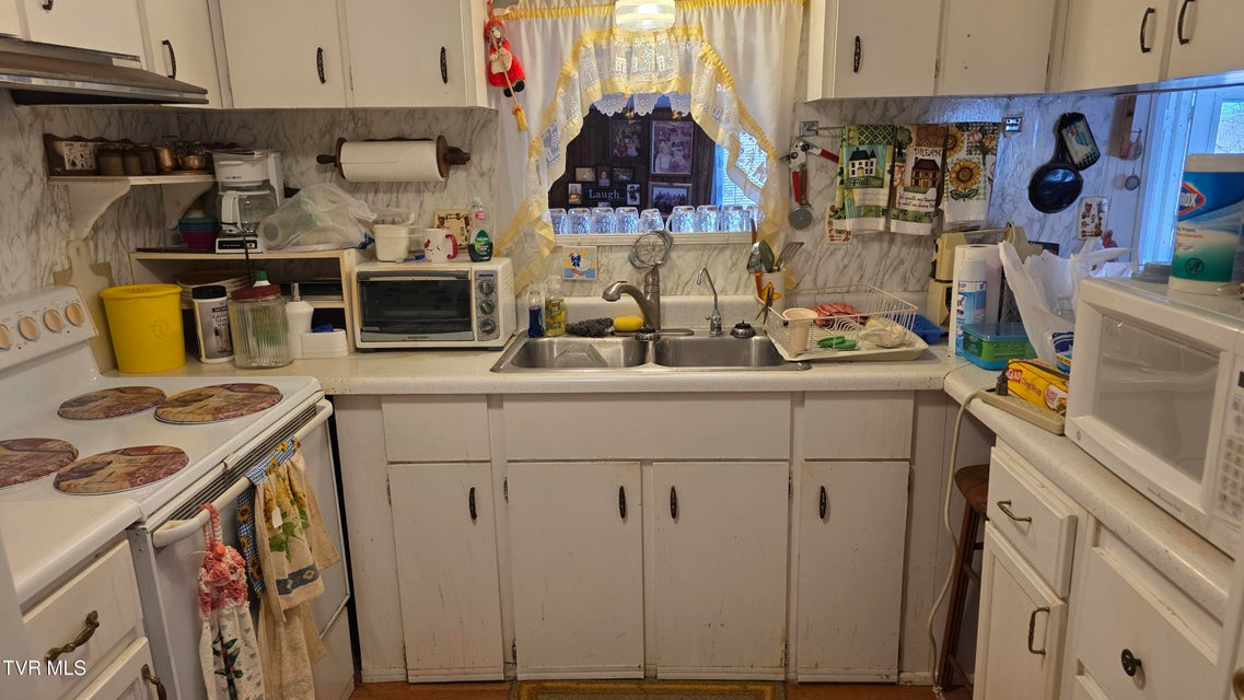 Photo #30: 133 & 181 Forrest View Lane