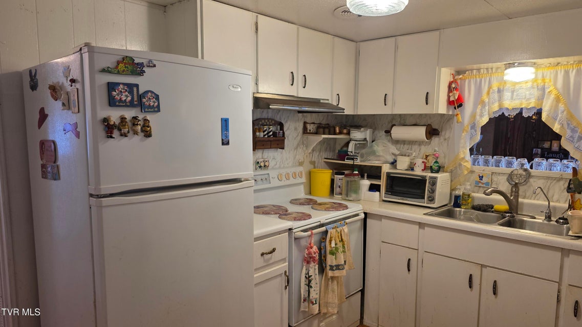 Photo #29: 133 & 181 Forrest View Lane