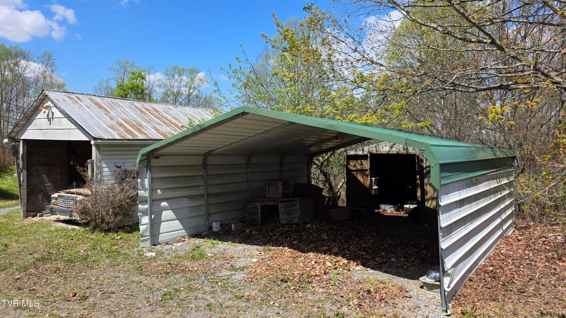 Photo #22: 133 & 181 Forrest View Lane