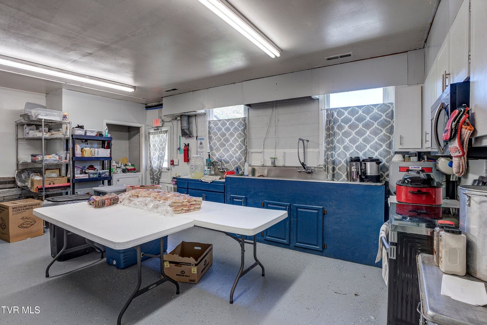 Photo #22: 300 Chilhowie Avenue