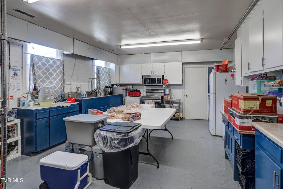 Photo #25: 300 Chilhowie Avenue