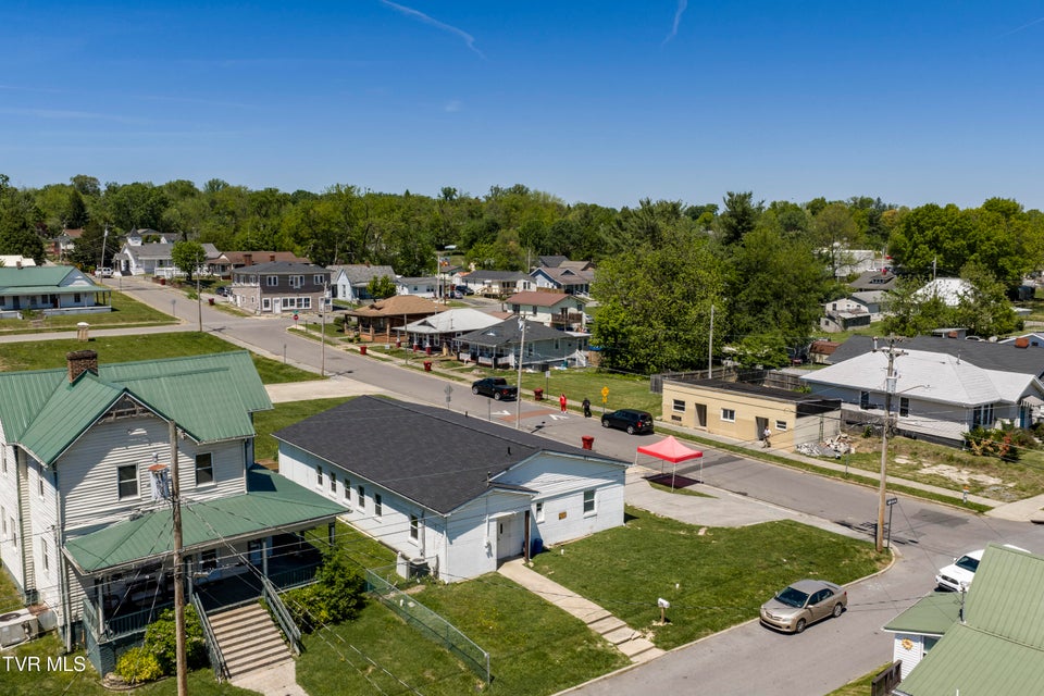 Photo #30: 300 Chilhowie Avenue