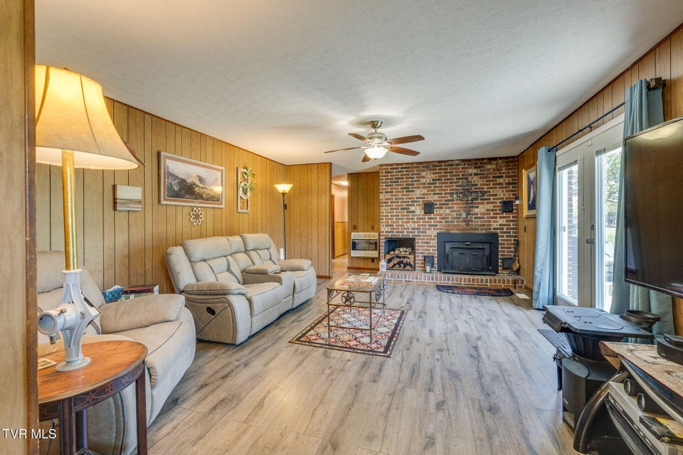 Photo #17: 373 Old Butler Road