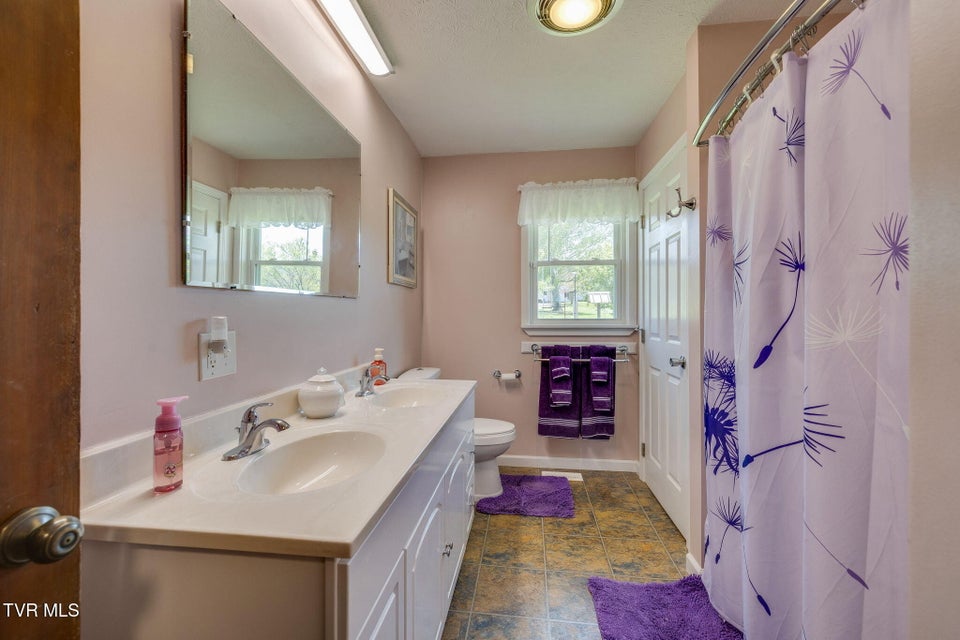 Photo #26: 373 Old Butler Road