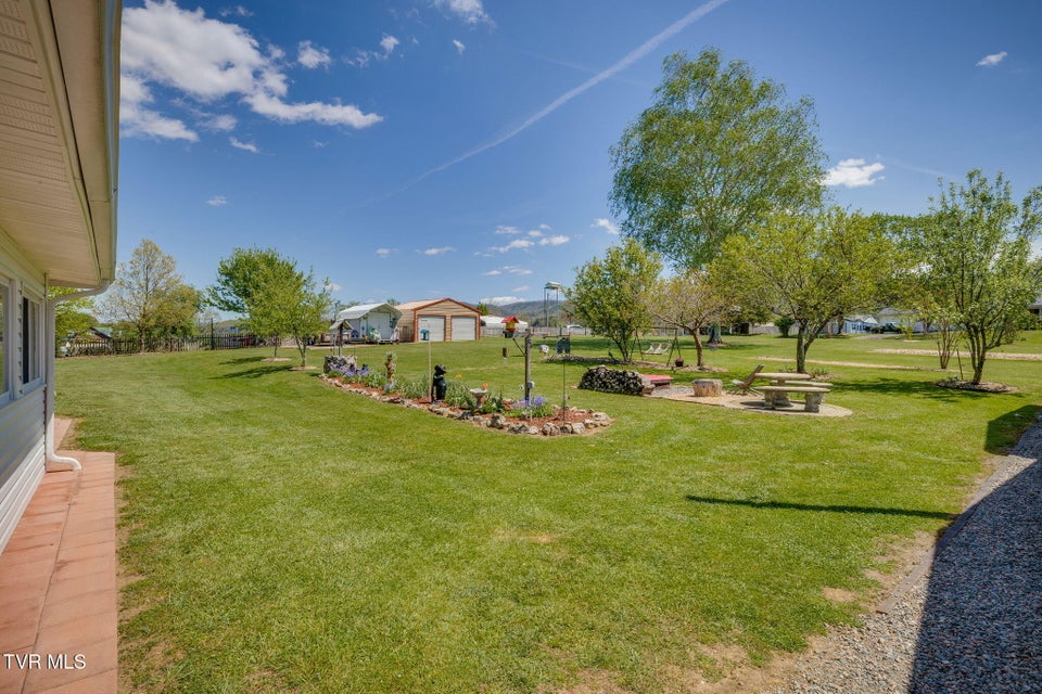 Photo #37: 373 Old Butler Road