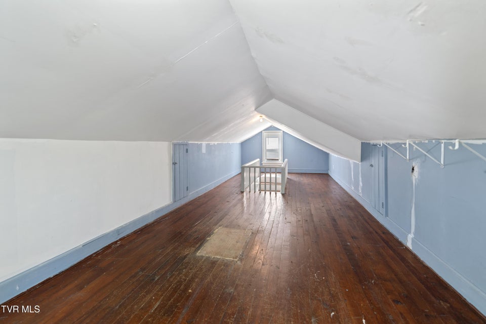 Photo #26: 617 Carson Street