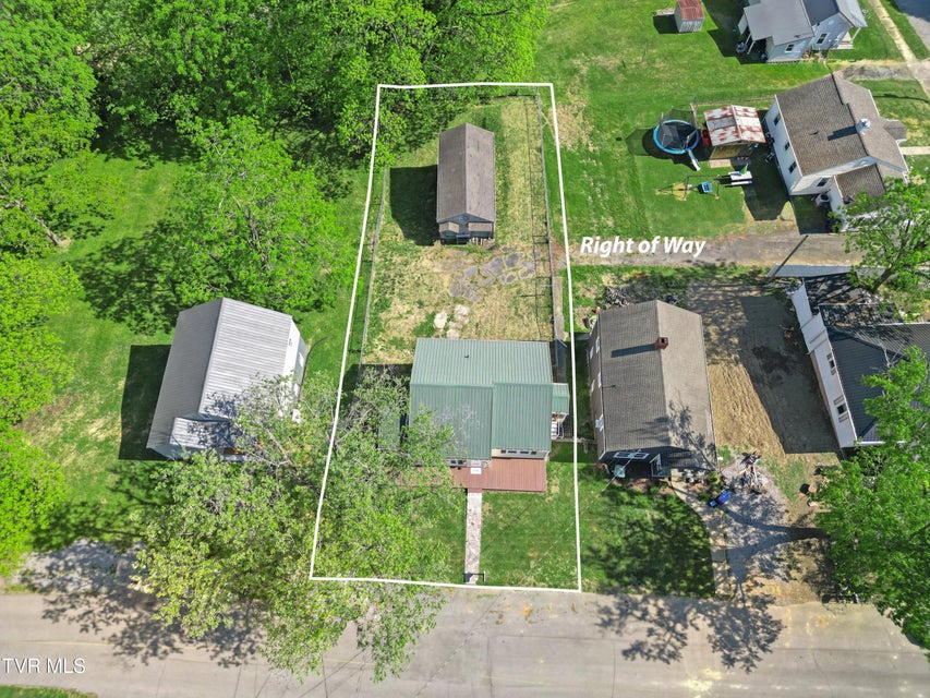 Photo #5: 617 Carson Street